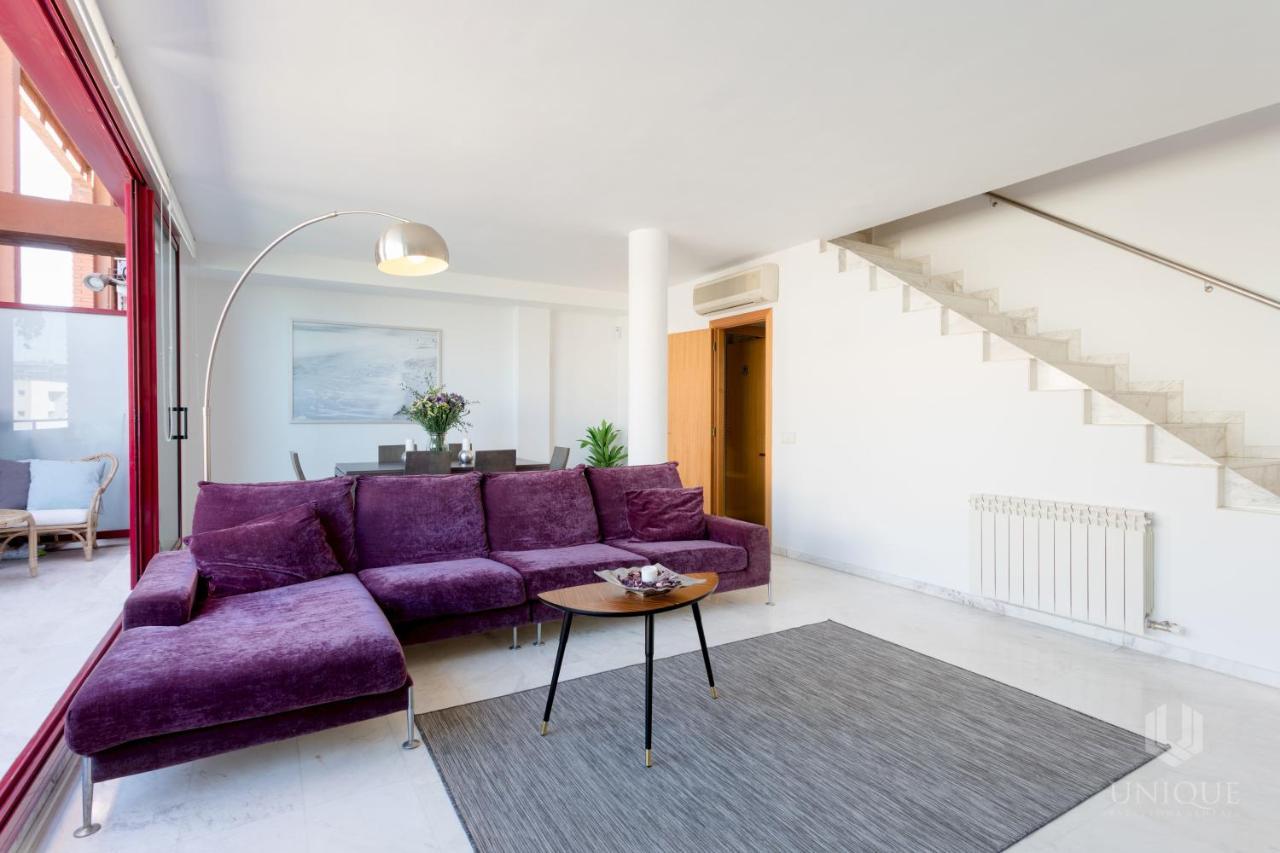 Unique Rentals - Stylish Seafront Duplex Барселона Экстерьер фото