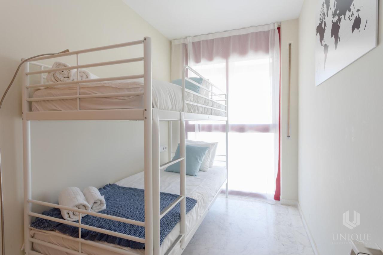 Unique Rentals - Stylish Seafront Duplex Барселона Экстерьер фото