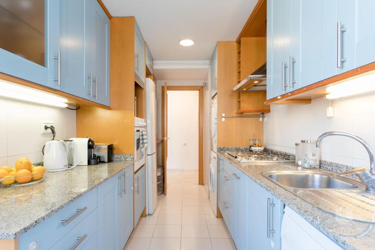 Unique Rentals - Stylish Seafront Duplex Барселона Экстерьер фото
