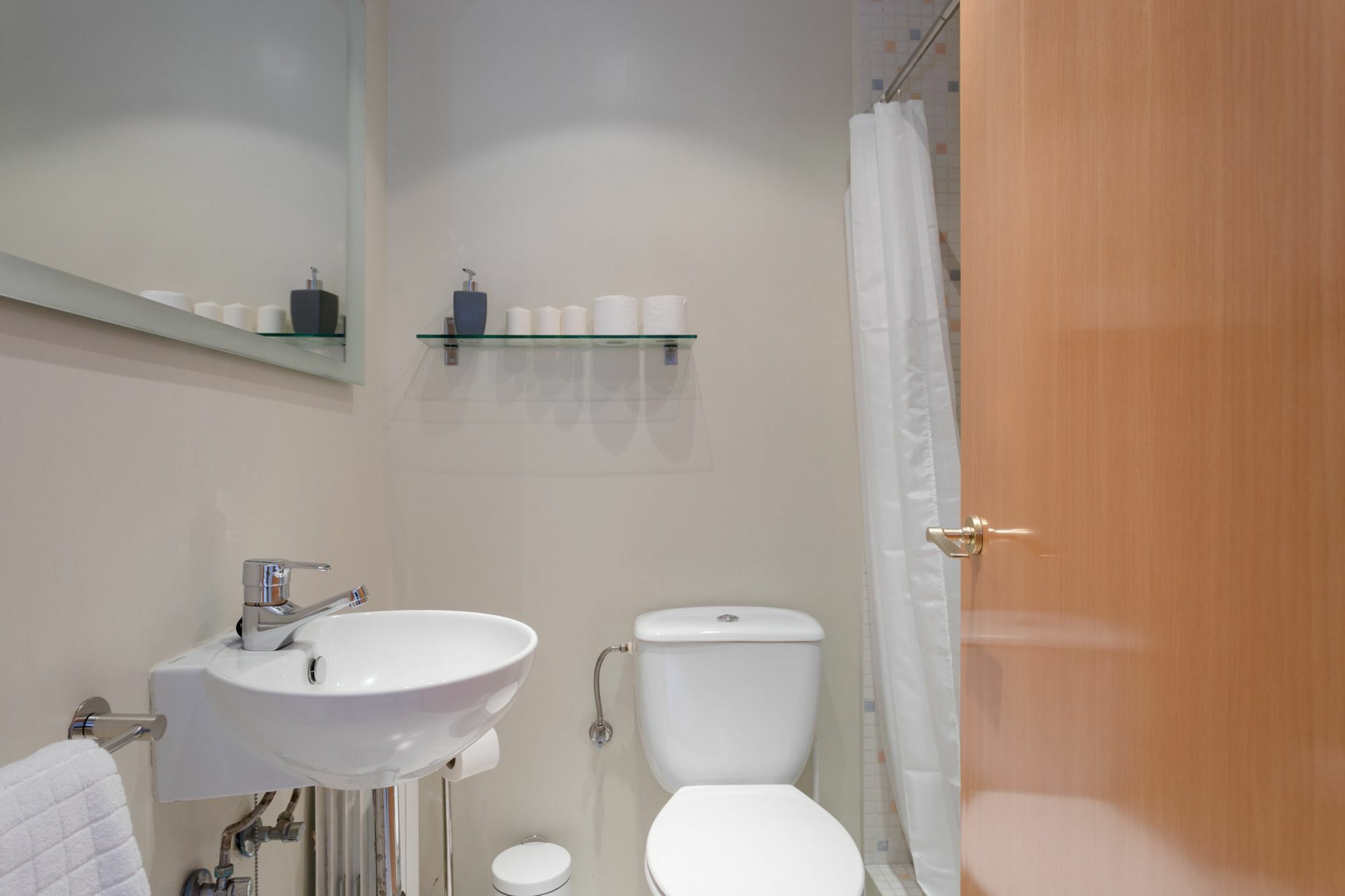 Unique Rentals - Stylish Seafront Duplex Барселона Экстерьер фото