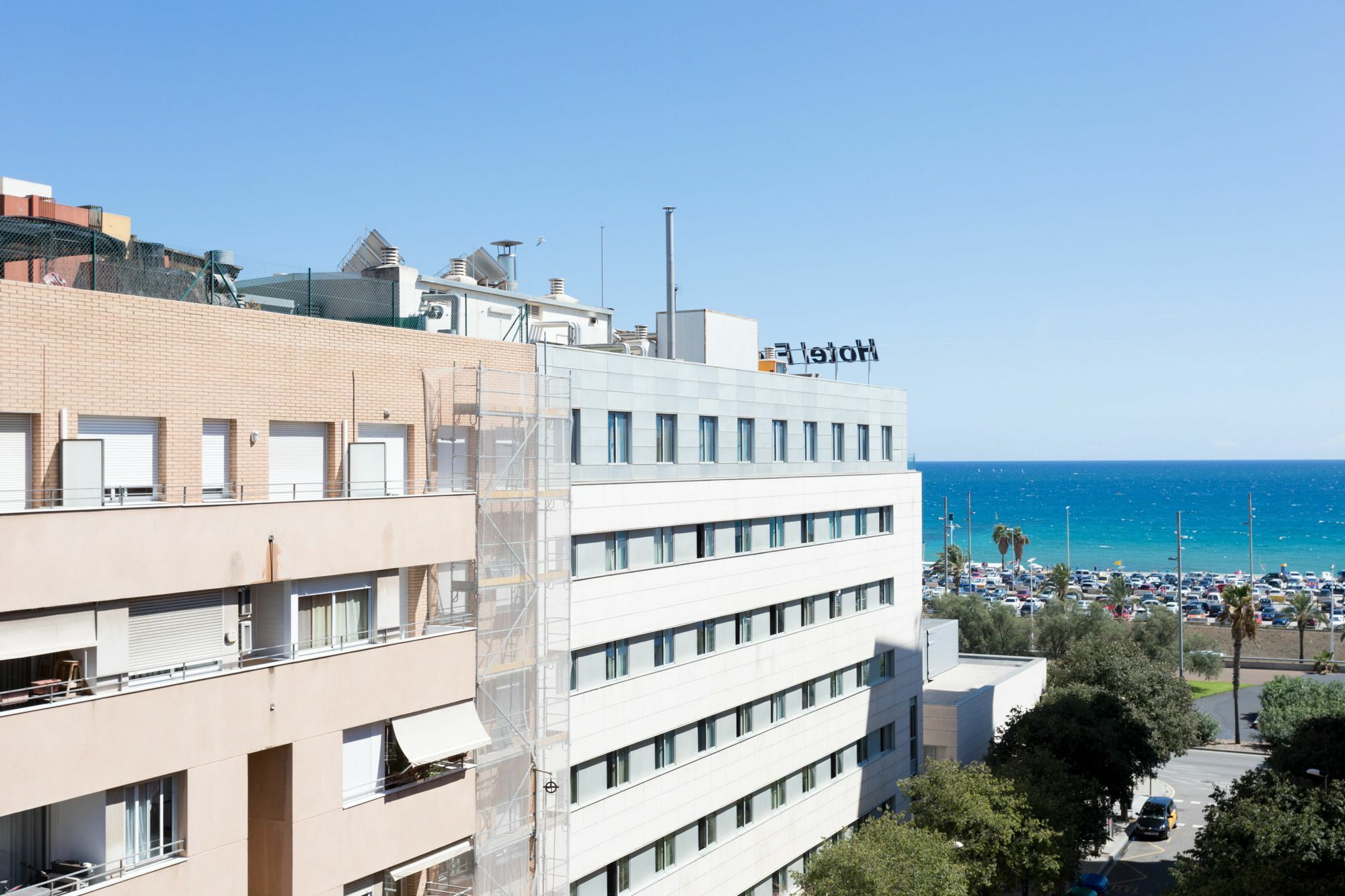 Unique Rentals - Stylish Seafront Duplex Барселона Экстерьер фото